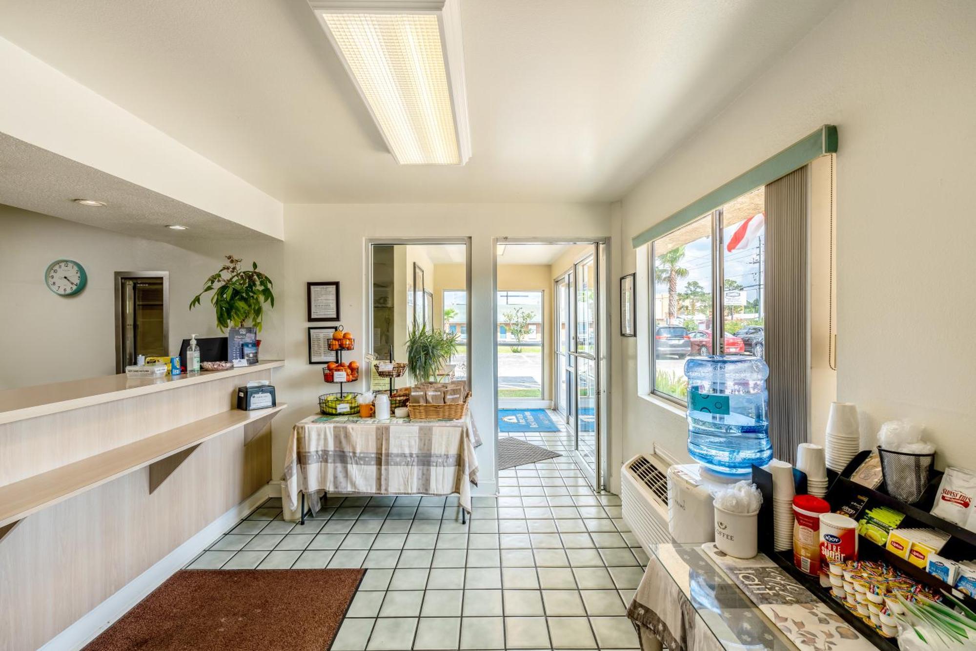 Americas Best Value Inn - Lake City Eksteriør billede