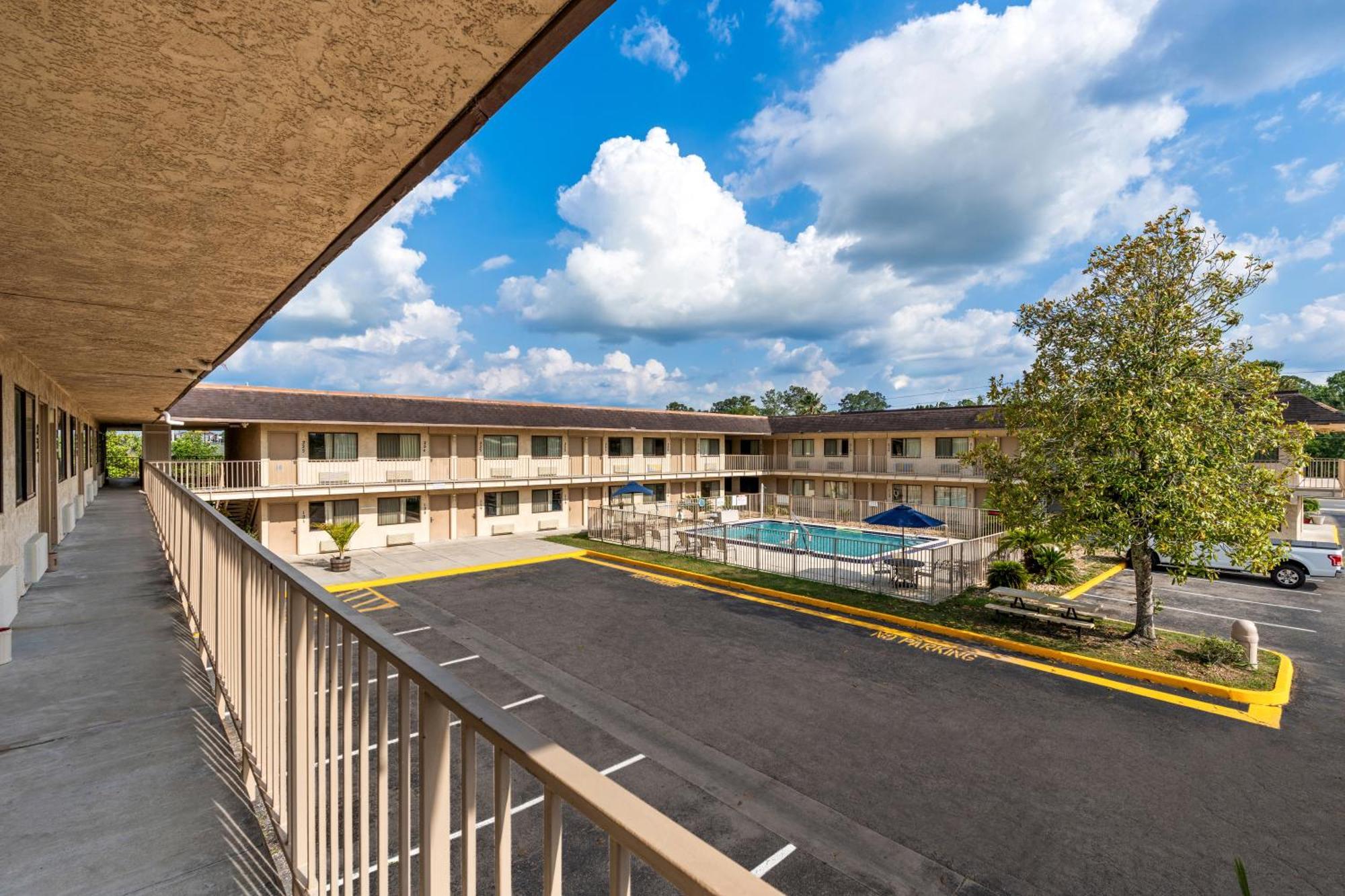 Americas Best Value Inn - Lake City Eksteriør billede